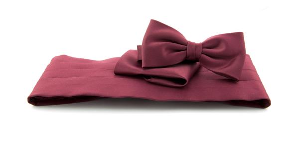 Cummerbund set